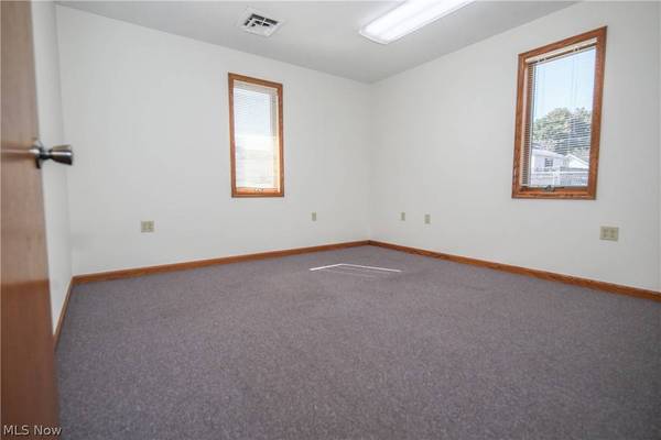 277 Canal AVE SE, New Philadelphia, OH 44663
