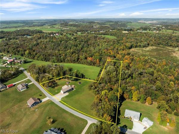 37457 Harrys Ridge RD, Barnesville, OH 43713