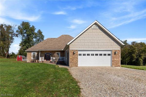 37457 Harrys Ridge RD, Barnesville, OH 43713
