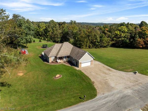 37457 Harrys Ridge RD, Barnesville, OH 43713