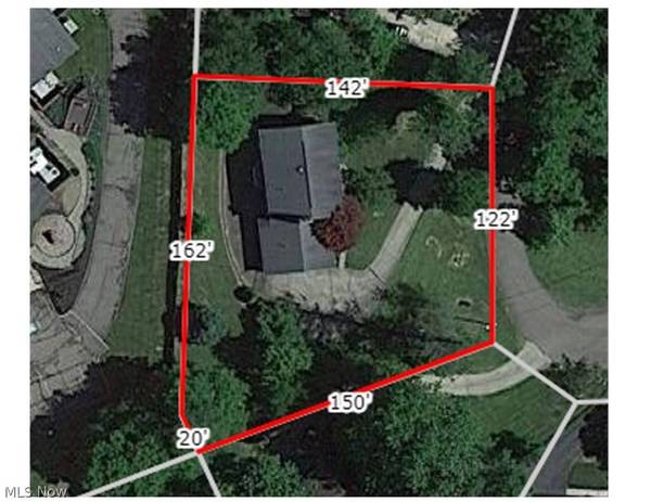 12 Wildwood RD, St Clairsville, OH 43950