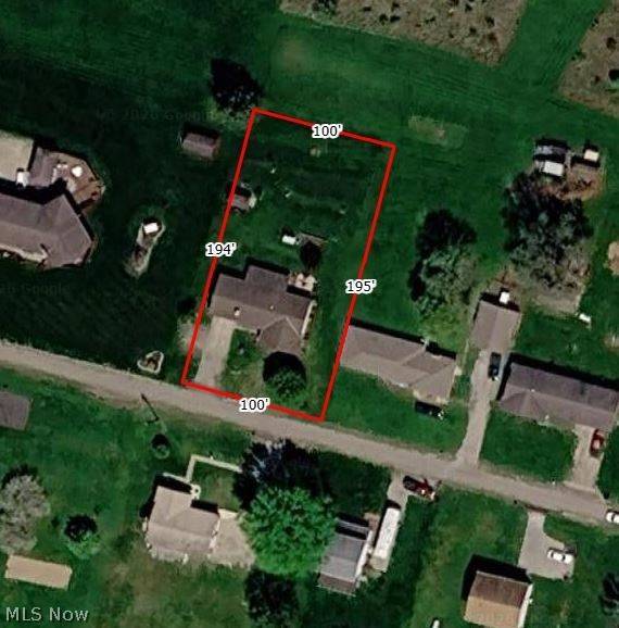 476 Bonnie LN, Adena, OH 43901
