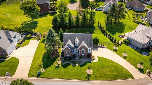 113 Pinecrest DR, St Clairsville, OH 43950
