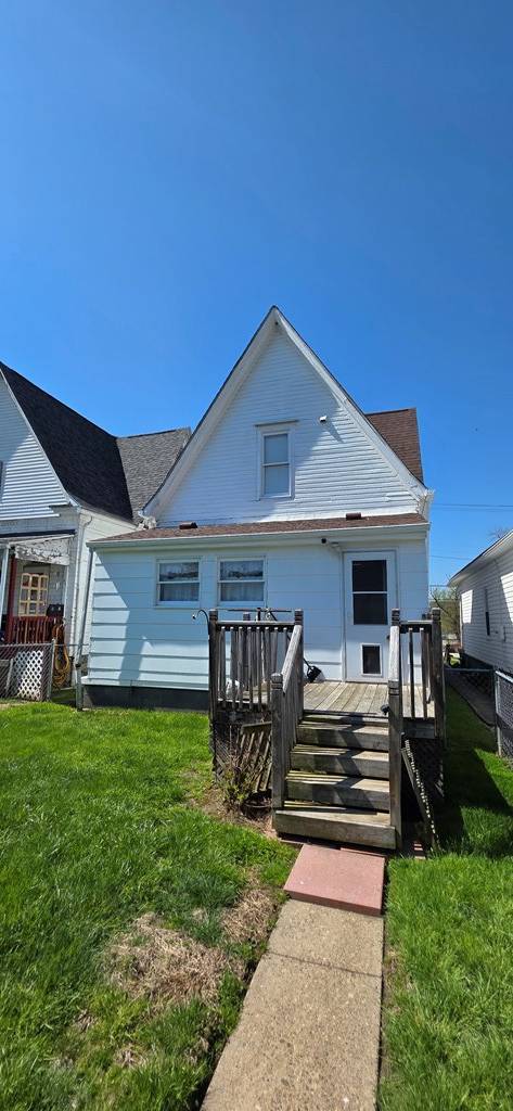 18 Elm Avenue, Moundsville, WV 26041