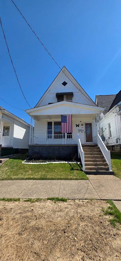 18 Elm Avenue, Moundsville, WV 26041