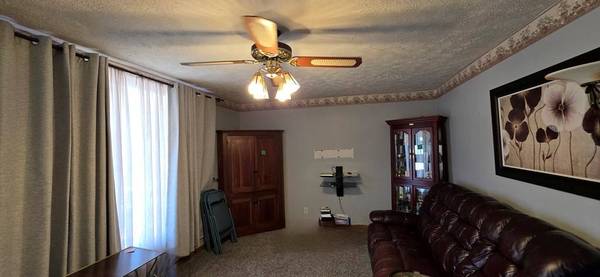 18 Elm Avenue, Moundsville, WV 26041