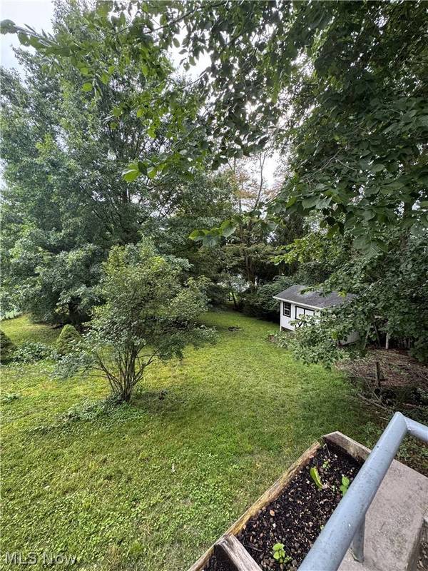 119 Norris ST, St Clairsville, OH 43950