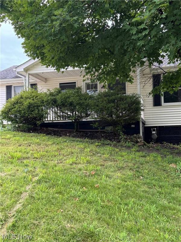 119 Norris ST, St Clairsville, OH 43950