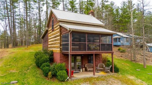 34670 Nelson DR, Piedmont, OH 43983