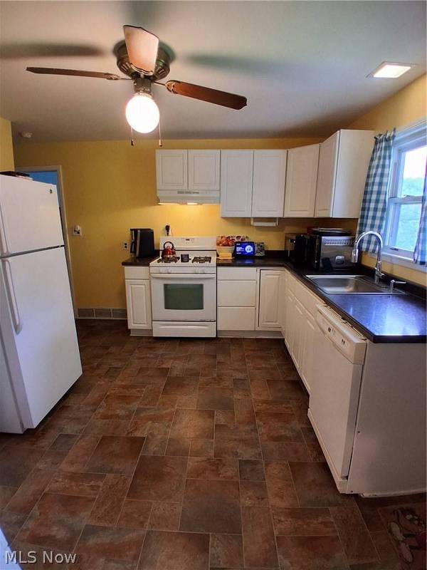 68490 Elm ST, Bridgeport, OH 43912