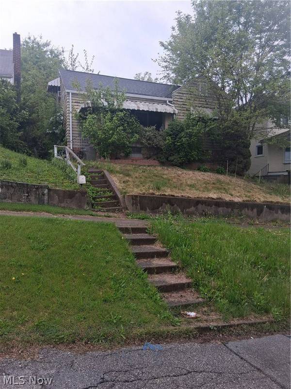 1211 Virginia ST, Martins Ferry, OH 43935