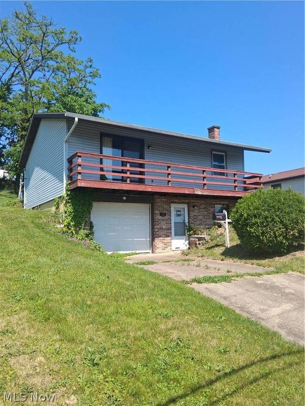 132 W Highland AVE, Barnesville, OH 43713