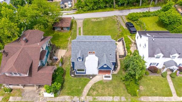 27 Ridgewood ave, Wheeling, WV 26003