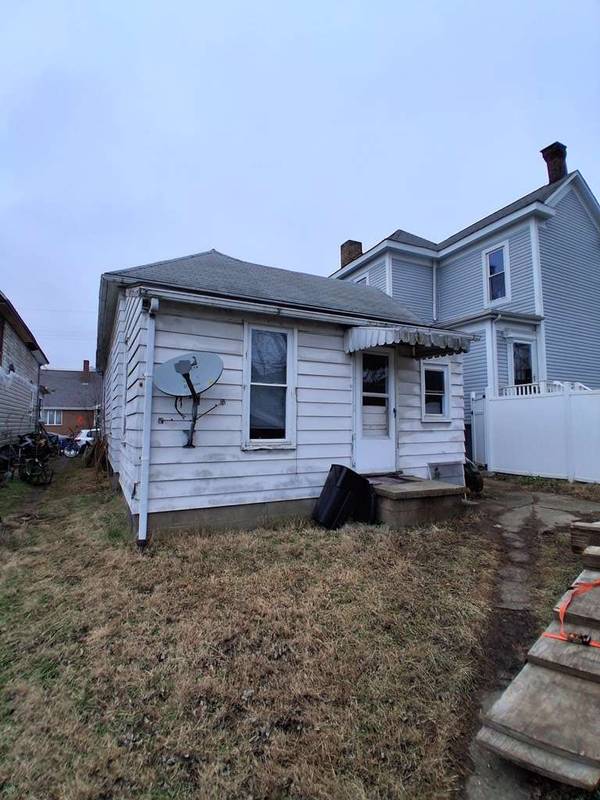 309 8th Street, Moundsville, WV 26041