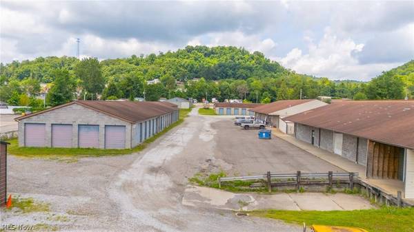 68200 Belmont AVE, Bridgeport, OH 43912