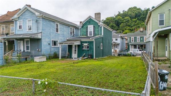 4254 Harrison ST, Bellaire, OH 43906