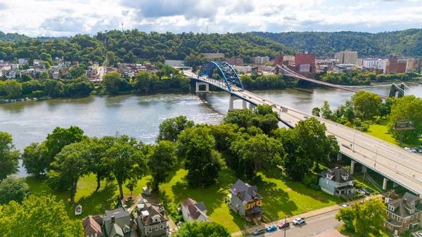 110 N Front Street, Wheeling, WV 26003