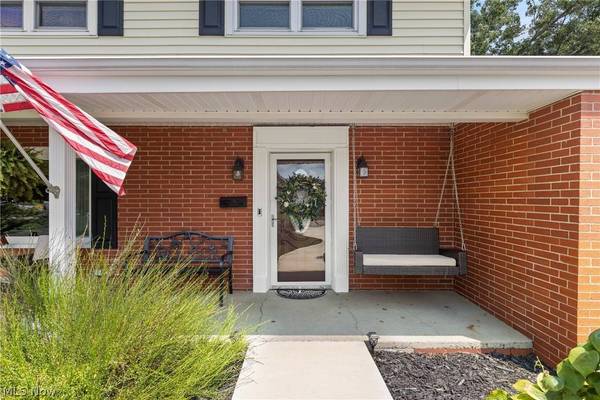 136 Crisswill RD, St Clairsville, OH 43950