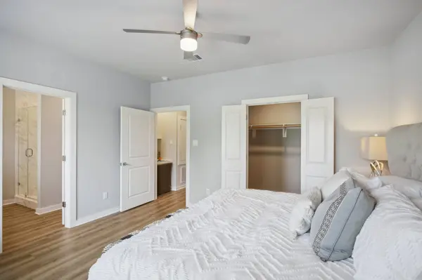 5783 Spring Stuebner Rd, Spring, TX 77389