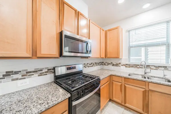 27618 Mesabe DR, Magnolia, TX 77354