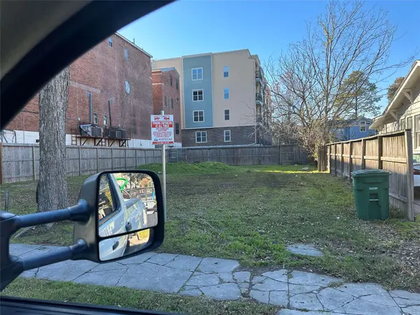 2805 Houston AVE, Houston, TX 77009