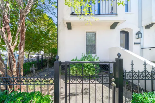 2426 Bevis ST, Houston, TX 77008