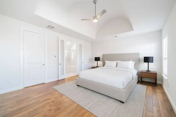 2426 Bevis ST, Houston, TX 77008