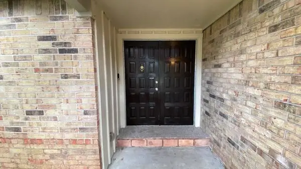 16447 Brookford DR, Houston, TX 77059