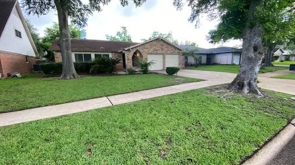 16447 Brookford DR, Houston, TX 77059