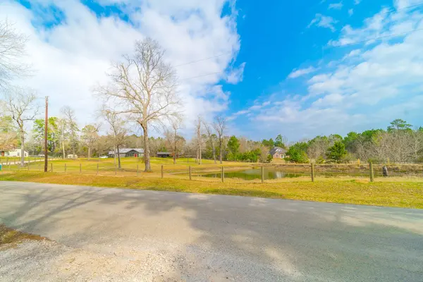 840 Horace Bonds RD, Livingston, TX 77351