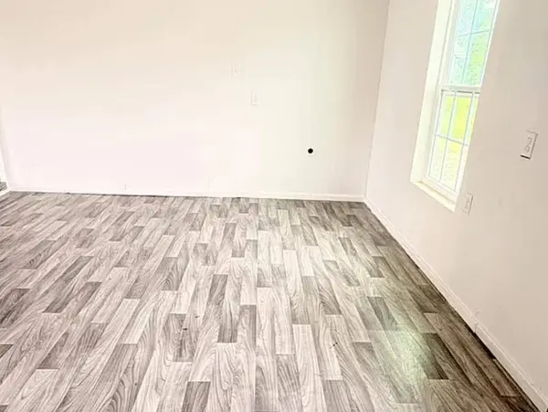 335 Delaware ST, Houston, TX 77029