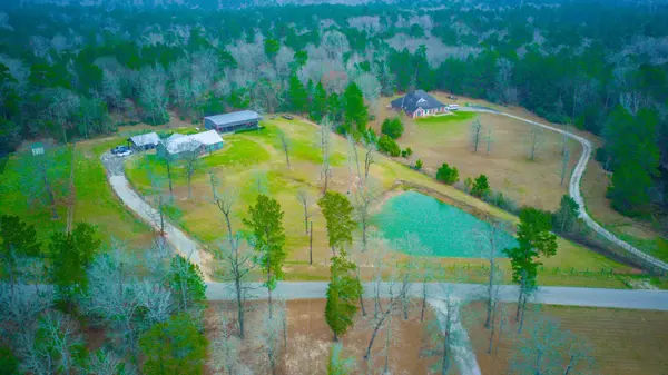 840 Horace Bonds RD, Livingston, TX 77351