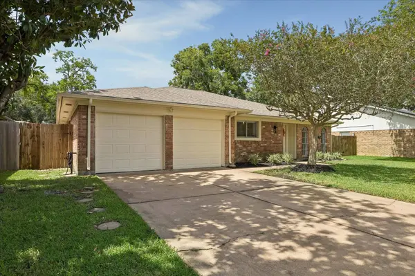 16023 Cavendish DR, Houston, TX 77059