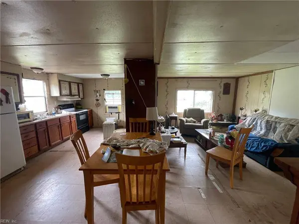 9324 Windsor Boulevard, Windsor, VA 23487