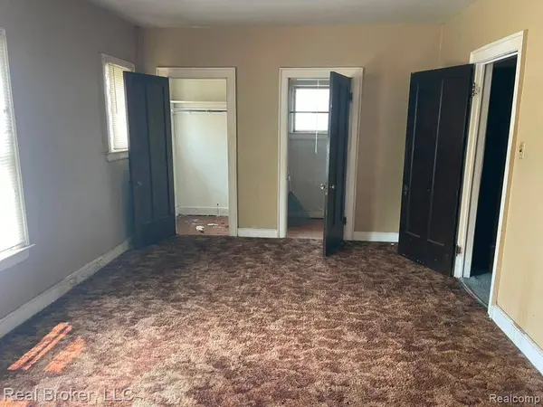 3002 Lawrence ST, Detroit, MI 48206
