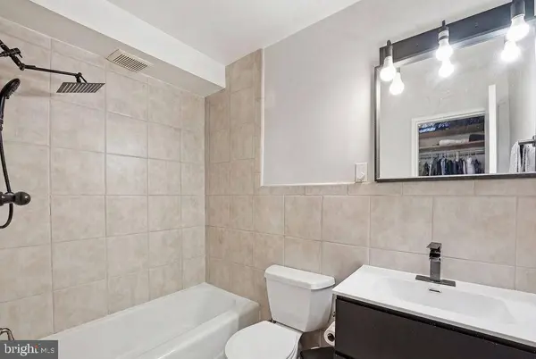 111 LEE AVE #302, Takoma Park, MD 20912