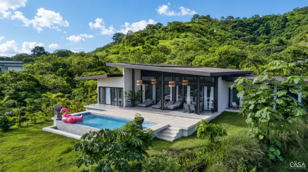 Sanctuary Gardes, Near Playa Venao,