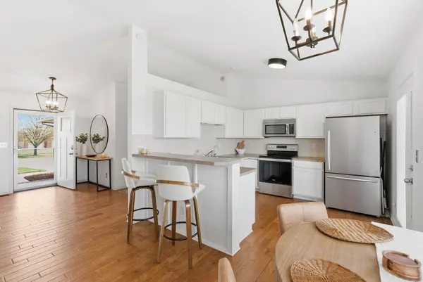 3719 S Westgate St, Wichita, KS 67215