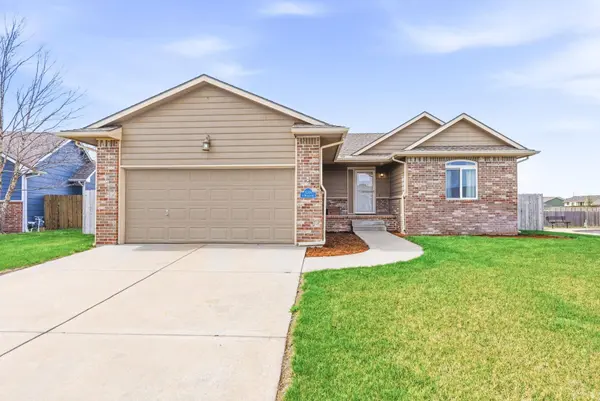 3719 S Westgate St, Wichita, KS 67215