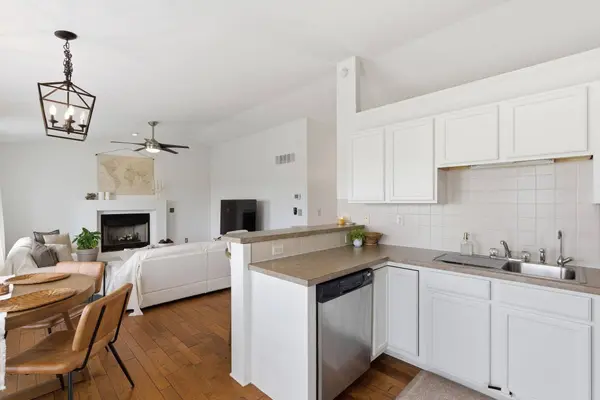 3719 S Westgate St, Wichita, KS 67215