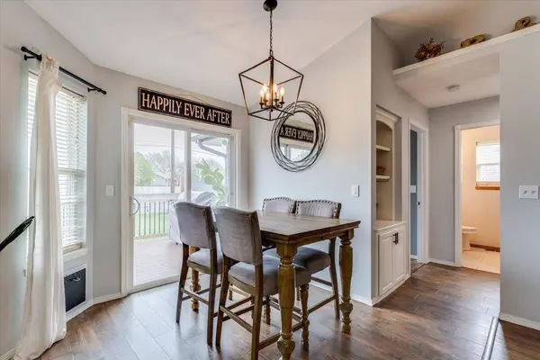 4242 N Dellrose St, Wichita, KS 67220