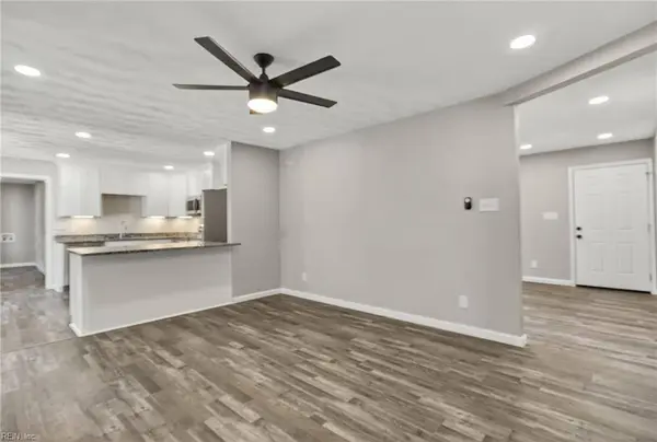 913 Long Ridge RD, Chesapeake, VA 23322