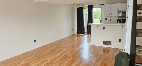 5087 Singleton Drive #33D, Hilliard, OH 43026