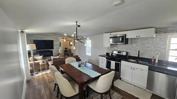 285 Walnut Boulevard, Lewis Center, OH 43035