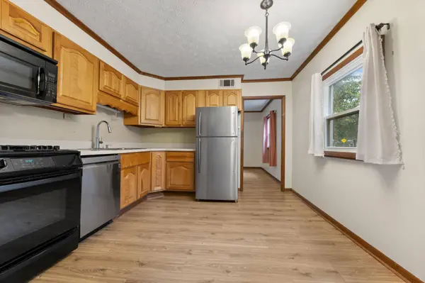 319 W South Street, Worthington, OH 43085