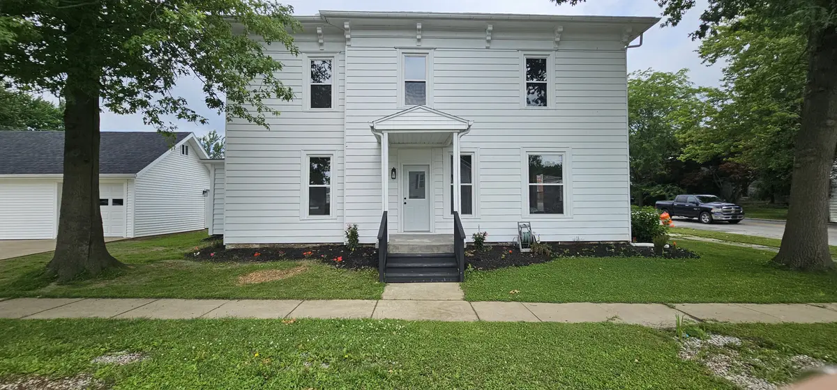 54 S Plymouth St, Plymouth, OH 44865-1008