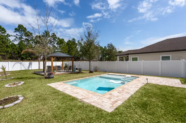 41 Brybar Dr, St Johns, FL 32095-7581
