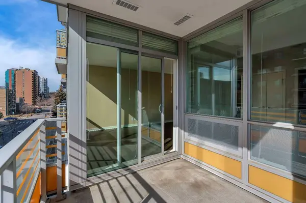 626 14 AVE SW #407, Calgary, AB T2R 0X4