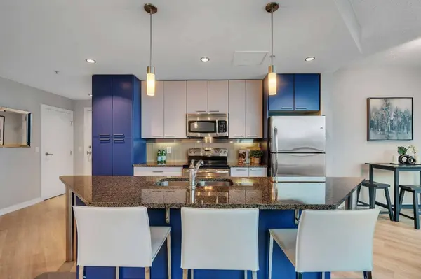 220 12 AVE SE #2001, Calgary, AB T2G 0R5