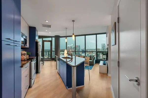 220 12 AVE SE #2001, Calgary, AB T2G 0R5